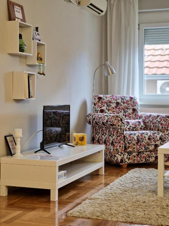 Quiet Center Lejlighed Sremska Mitrovica Eksteriør billede